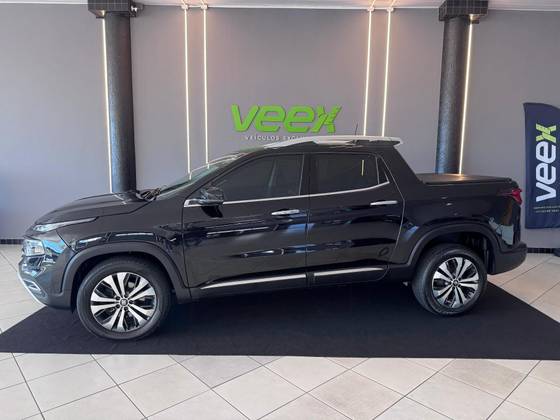FIAT TORO 2.0 16V TURBO DIESEL VOLCANO 4WD AT9